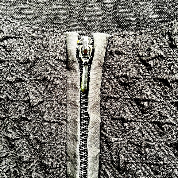 Vintage French Zipper Top - Picture 3 of 6